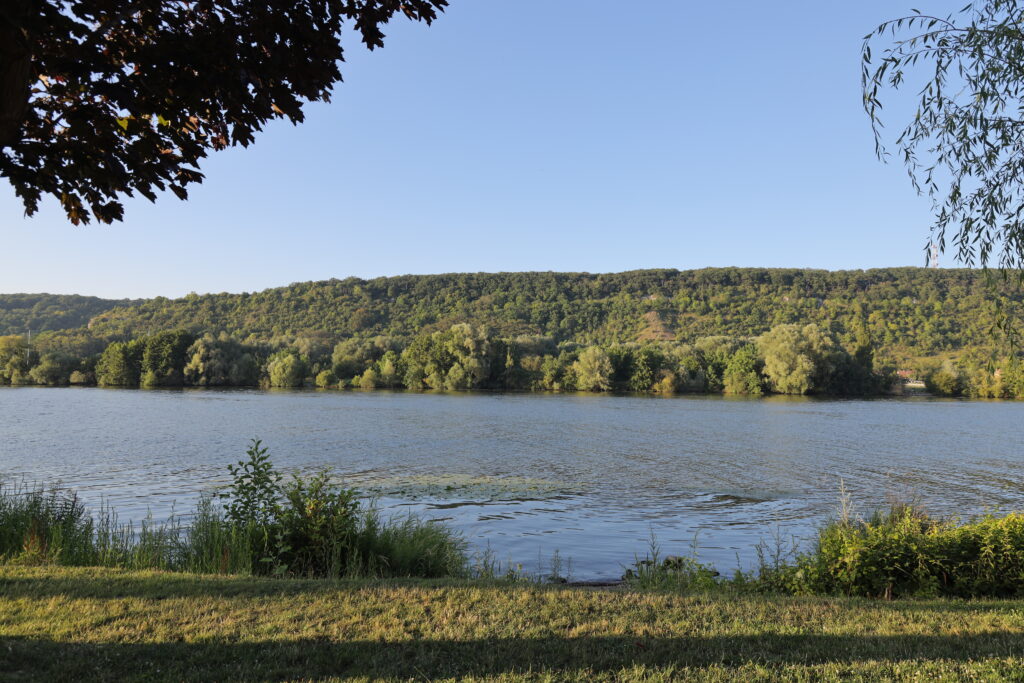 Au bord de la Seine normande